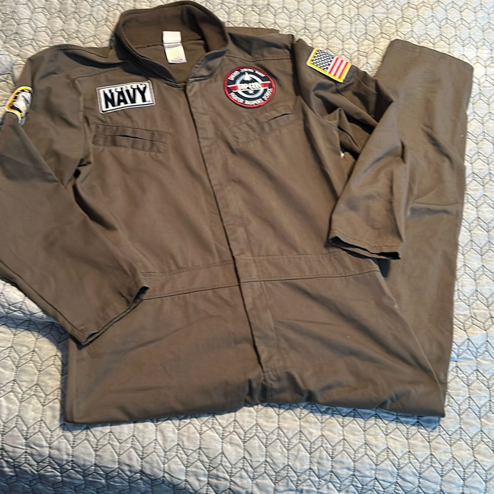 Top Gun Maverick Halloween costume
